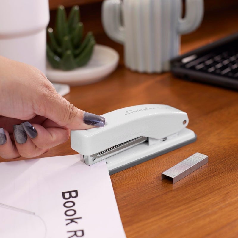 Swing Line Stapler, Cub Compact Desktop Stapler, 20 Sheet Capacity, Metal, Arctic White (S701067) - Image 3
